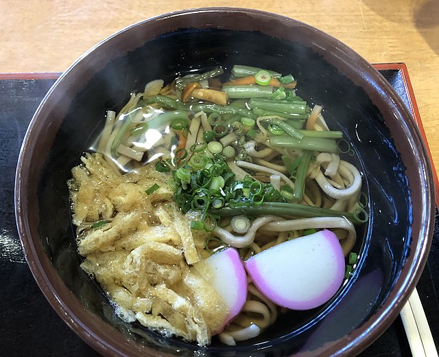 祖谷そば(เส้นโซบะจากโซยะ): เส้นใยแห่งธรรมชาติในหุบเขา
