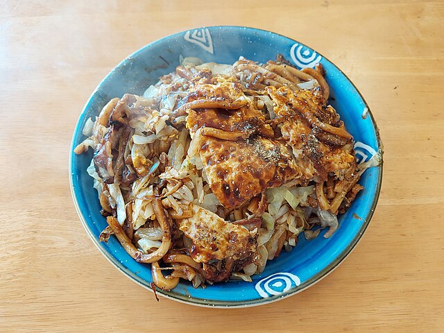 三津浜焼き(焼ย่างแห่งชายหาดมิทสึ): รสชาติแห่งคลื่นลม