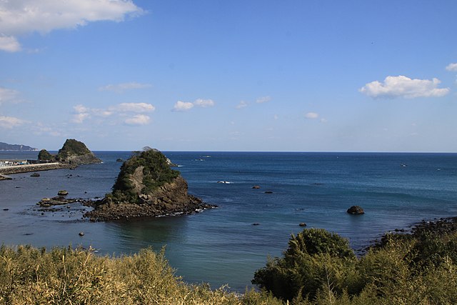鴨川松島(เกาะสนแม่น้ำเป็ด): สายน้ำแห่งความสงบและเกาะสนที่รอคอย