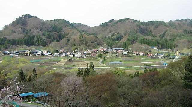 赤岩 (中之条町)(หินแดงแห่งกลางหุบเขา): เสน่ห์แห่งธรรมชาติและวรรณกรรม