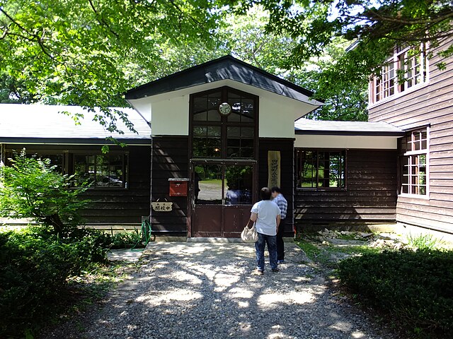 田沢湖町立生保内小学校潟分校(โรงเรียนประถมศึกษาเซโฮไน เมืองทะซาวะโกะ): เสียงเรียกจากทะเลสาบแห่งความทรงจำ