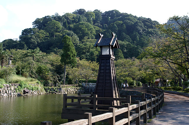 鹿野 (鳥取市)(ลานกวาง): สายน้ำแห่งความสงบในป่าเขียว