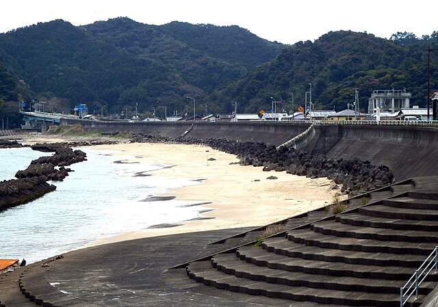 大手海岸 (海陽町)(ชายหาดแห่งแสงตะวัน): สายน้ำแห่งความฝัน