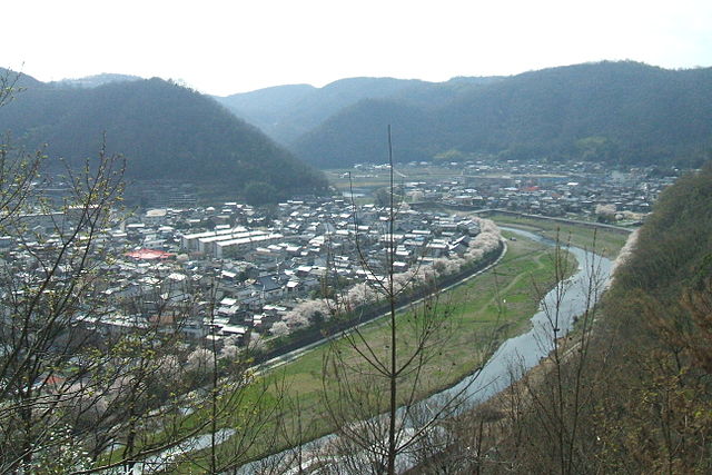 井原堤(เขื่อนอิฮาระ): สายน้ำแห่งความสงบในสวนสวรรค์