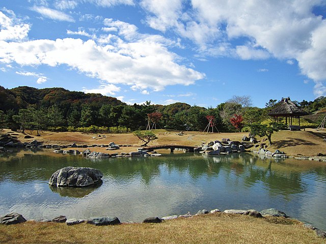 楽山園(สวนภูเขาสุขใจ): สวรรค์แห่งความสงบในหุบเขา