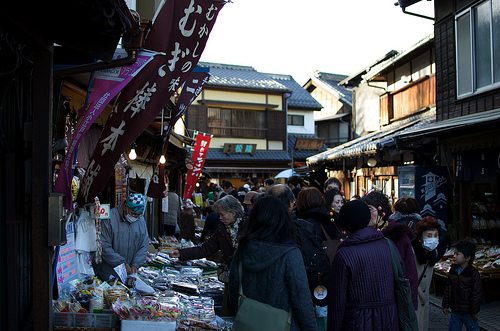 菓子屋横丁(ถนนขนมหวาน): เสน่ห์แห่งรสชาติในซอยสายรุ้ง