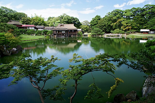 玄宮園(สวนพระราชาแห่งความลับ): สายน้ำแห่งความสงบในสวนลึกลับ