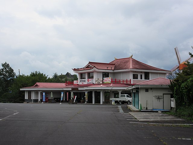 恵那峡天界苑(หุบเขาแห่งสวรรค์): สายลมแห่งความงาม