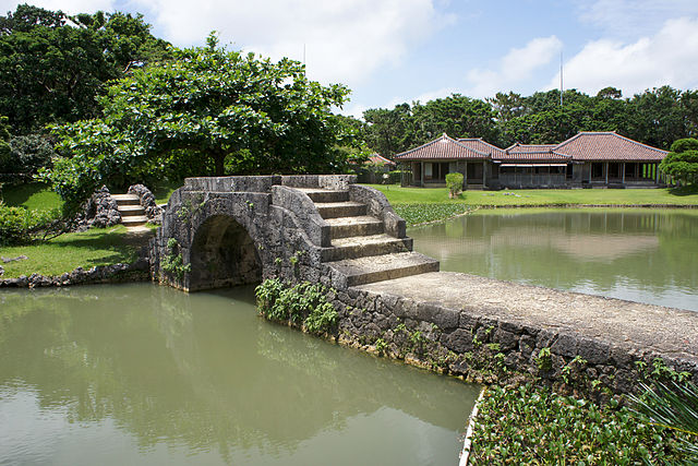 識名園(สวนแห่งการรู้จัก): สวนสวรรค์แห่งความสงบ