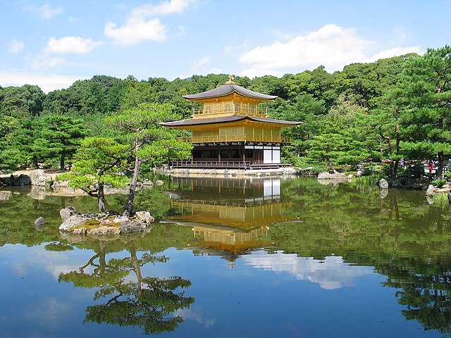 古都京都の文化財(มรดกวัฒนธรรมแห่งเกียวโตโบราณ): "เสน่ห์แห่งอดีตในเมืองเกียวโต"