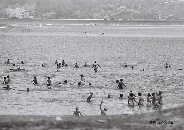 いんぶビーチ(ชายหาดอินบุ): "คลื่นกระซิบแห่งความสงบ"