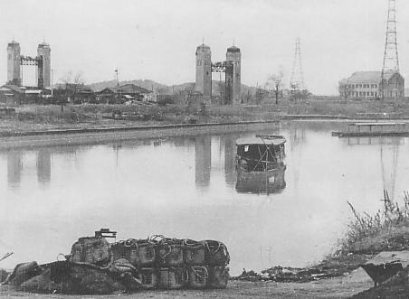 伏見港(ท่าเรือฟุกิมิ): "แสงดาวแห่งท่าเรือฟุกิมิ"